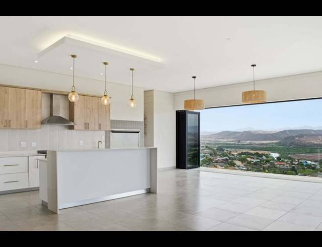 3 BEDROOM TOWNHOUSE FOR SALE IN HARTENBOS HEUWELS